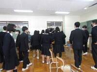 体育館に移動！？